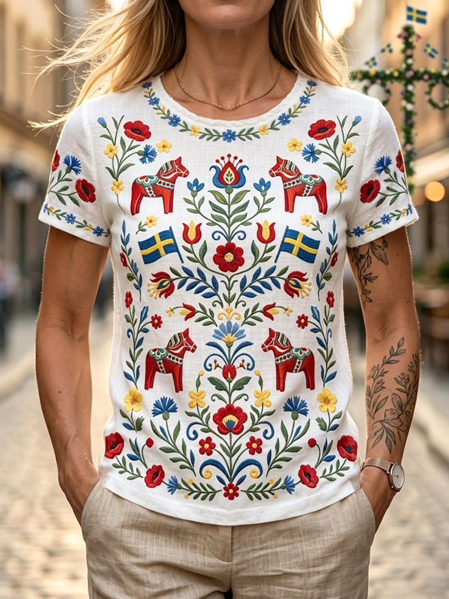Women's Retro Swedish Midsummer Floral Carousel Casual T-Shirt