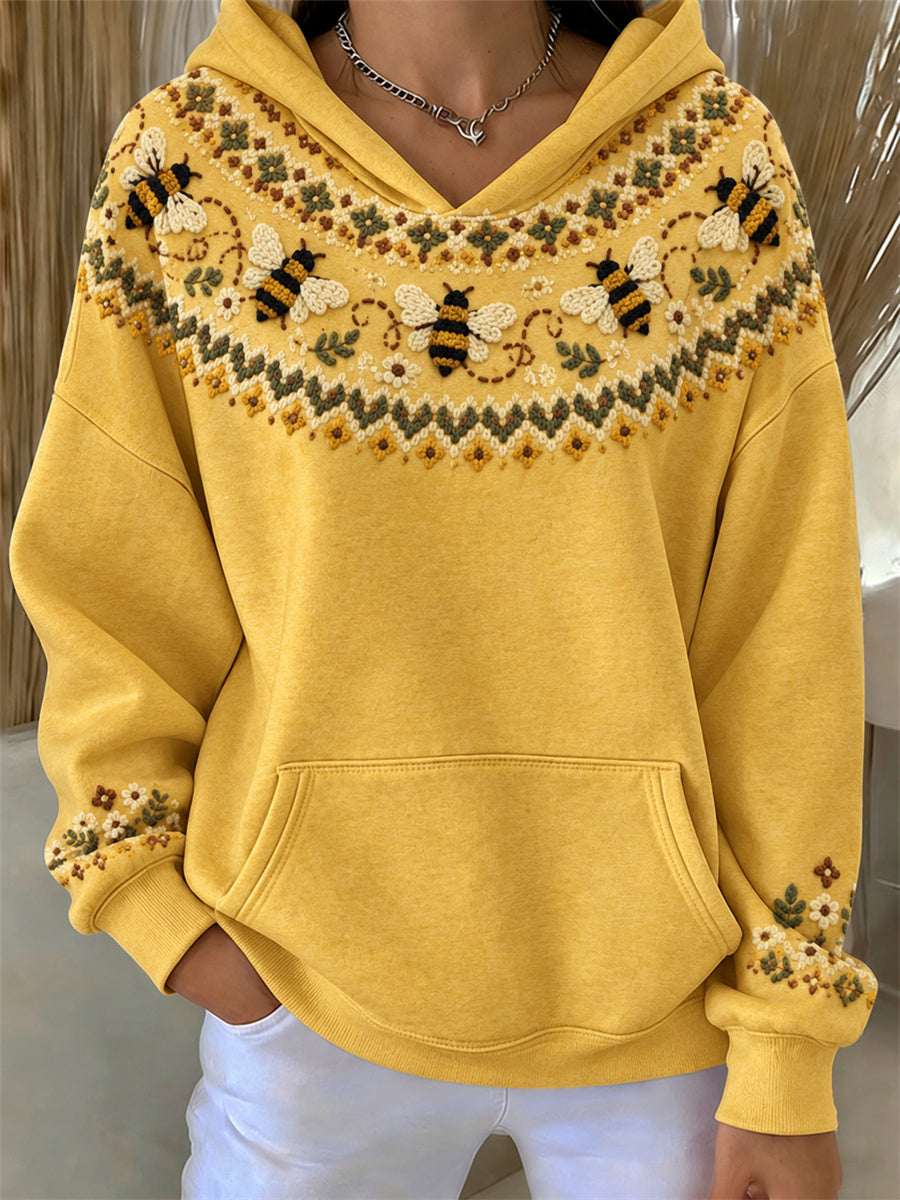 Women's Vintage Flying Bees Yoke Isle Pattern Print Cozy Hoodie
