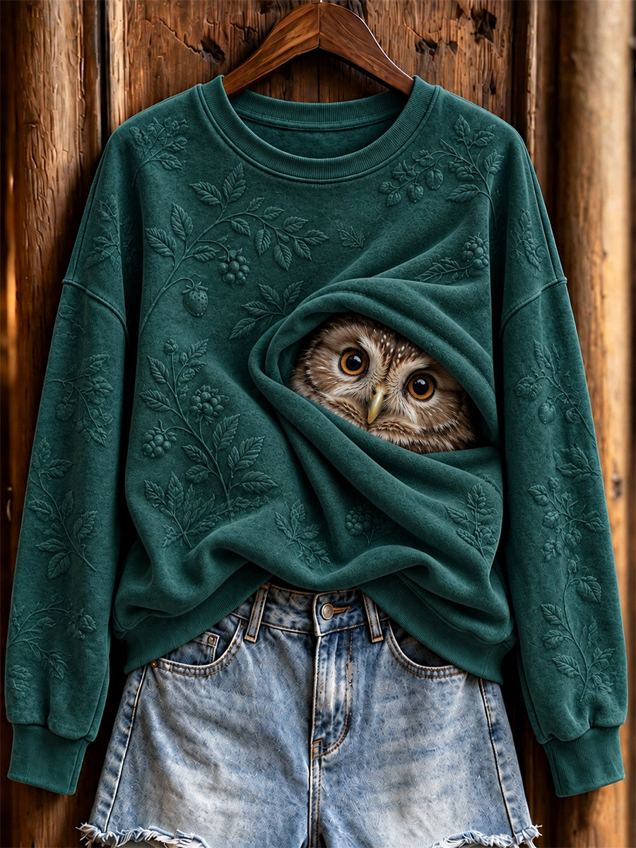 Women's Cute Peeking Owl Wild Berry Embossed Pattern Print Sweatshirt