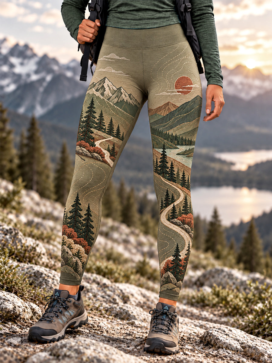 Women's Wilderness Trail Print Hike Lovers Leggings
