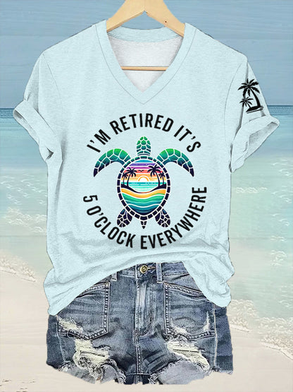 Women's I'm Retired It's 5 O'clock Everywhere Sea Turtle Print Casual V-Neck Tee