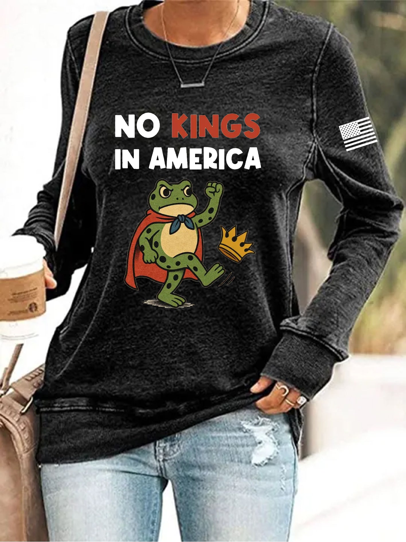 Women's No Kings Resist Frog Print Sweatshirt