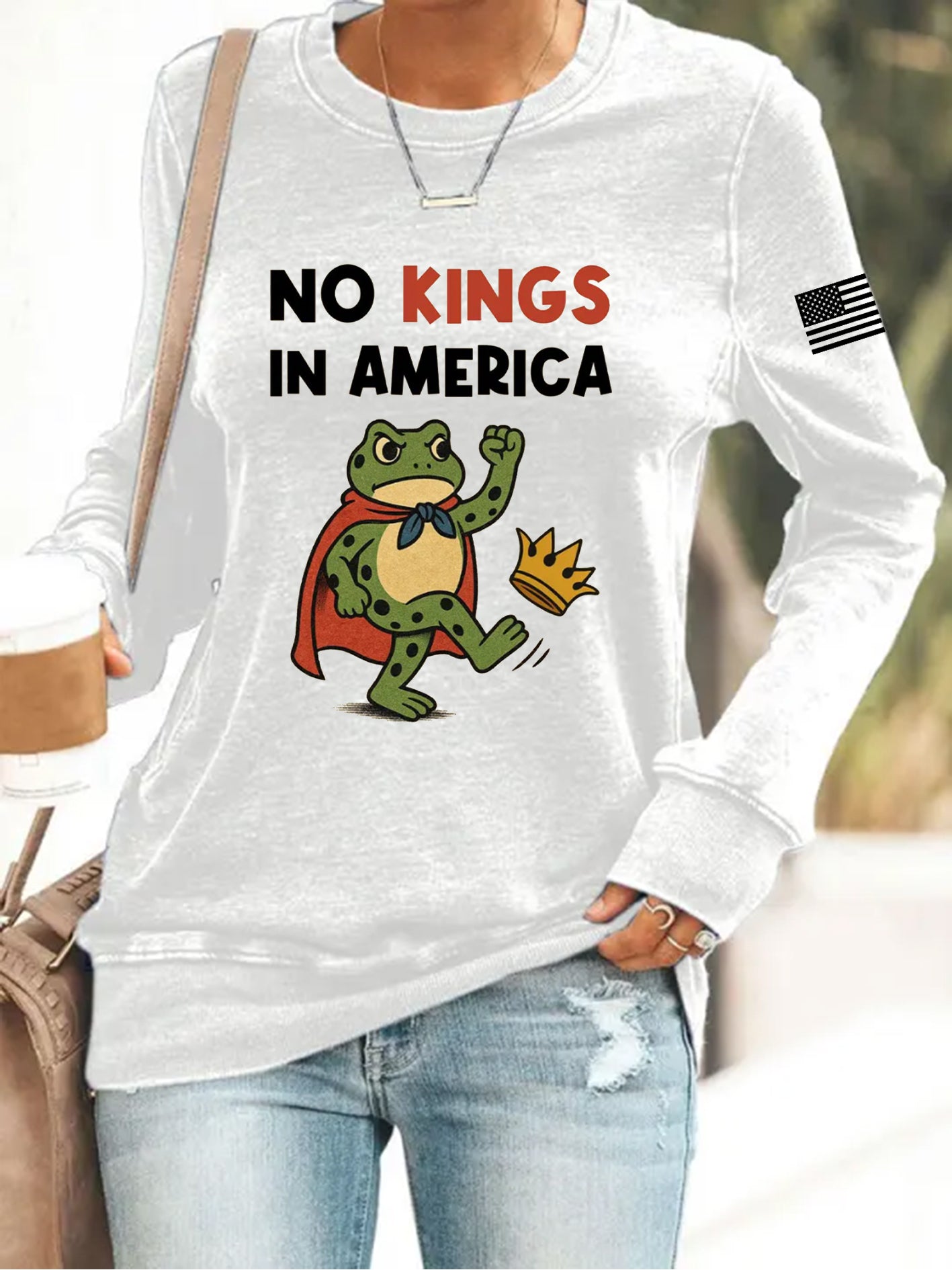 Women's No Kings Resist Frog Print Sweatshirt