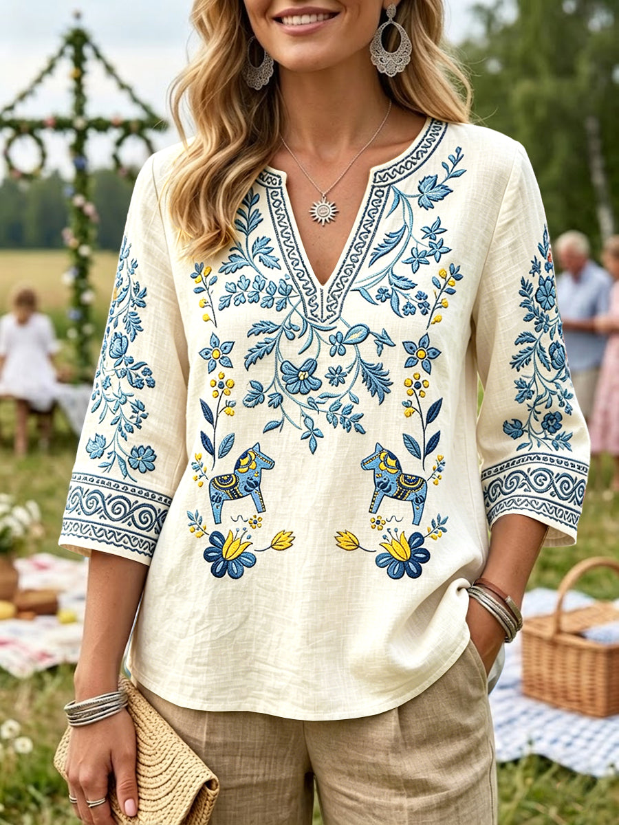 Women’s Swedish Midsummer Dala Horse Floral Print Casual V-neck T-shirt