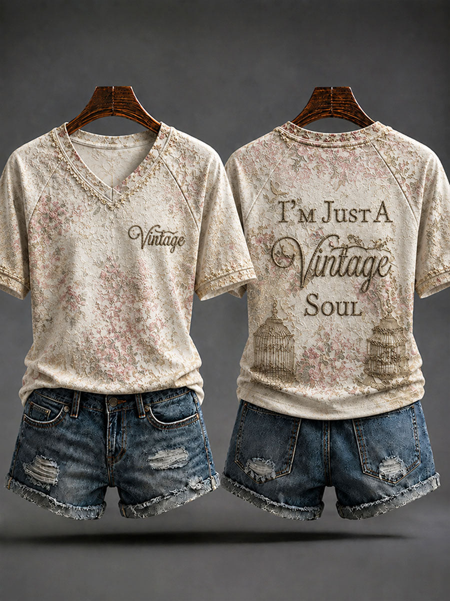 Women's 'I'm Not Old,I'm Just A Vintage Soul' Casual T-shirt