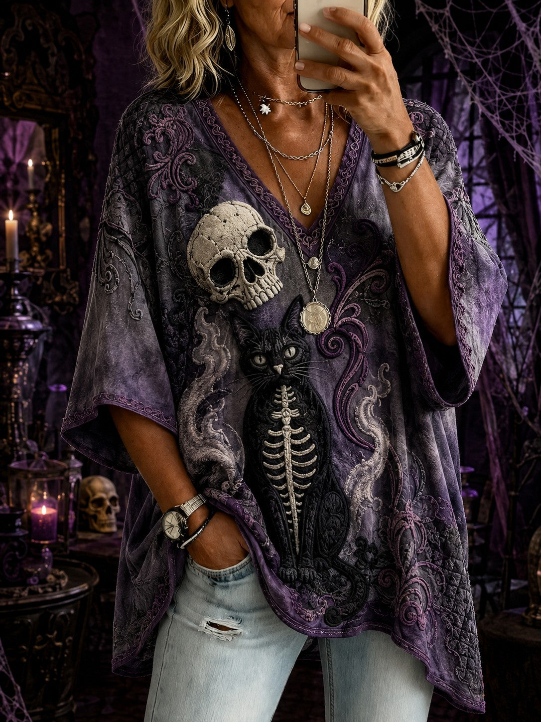 Women's Halloween Black Cat Printed V-neck T-shirt