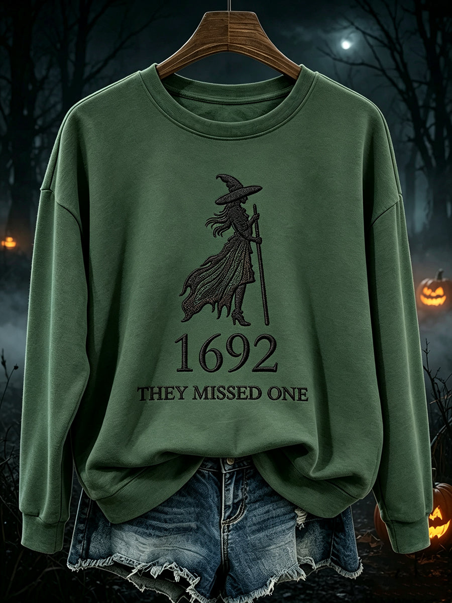 Women's 1692 They Missed One Witch Print Vintage Cozy Sweatshirt