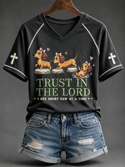 Women's Trust in the Lord Funny Christian Dachshund Print V-neck Short-sleeved T-shirt