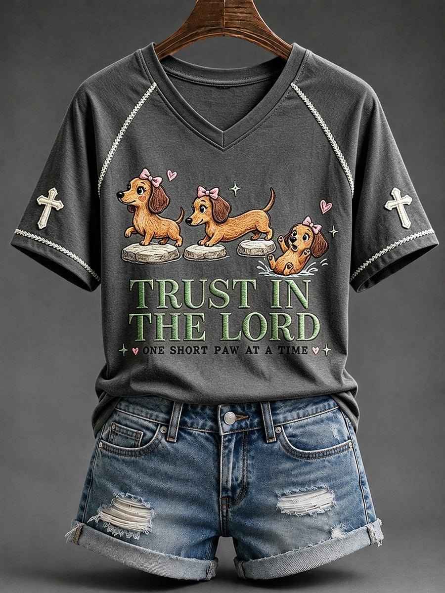 Women's Trust in the Lord Funny Christian Dachshund Print V-neck Short-sleeved T-shirt
