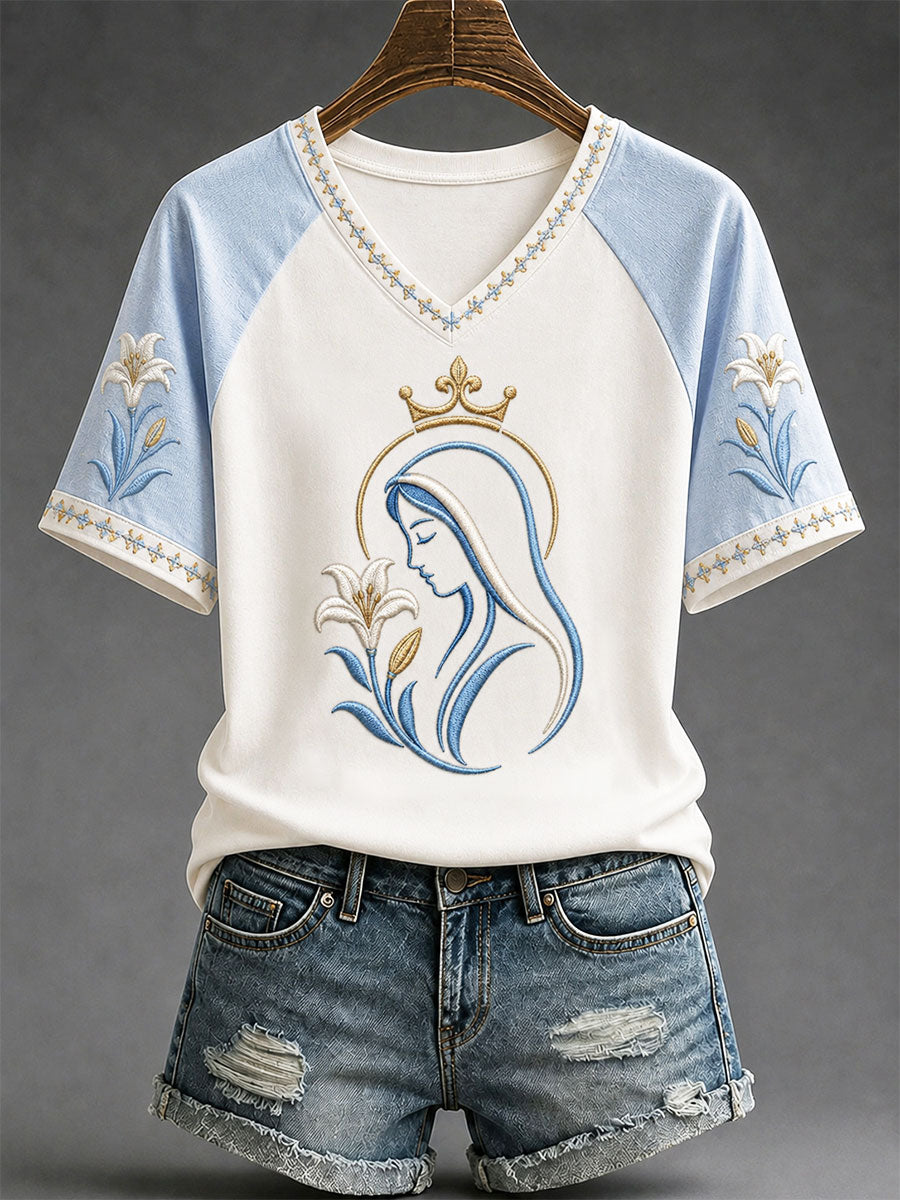 Women's Virgin Mary Lily Catholic Faith Casual T-shirt